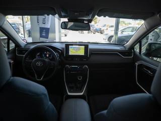 TOYOTA RAV 4 usata, con Autoradio digitale