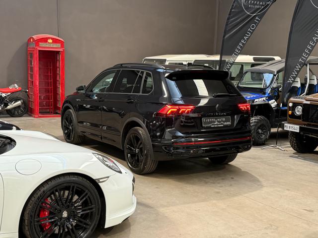 VOLKSWAGEN Tiguan usata, con Autoradio