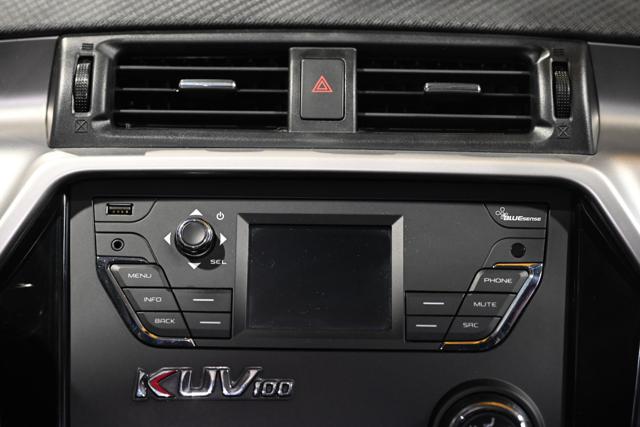 MAHINDRA KUV100 usata, con Chiusura centralizzata telecomandata