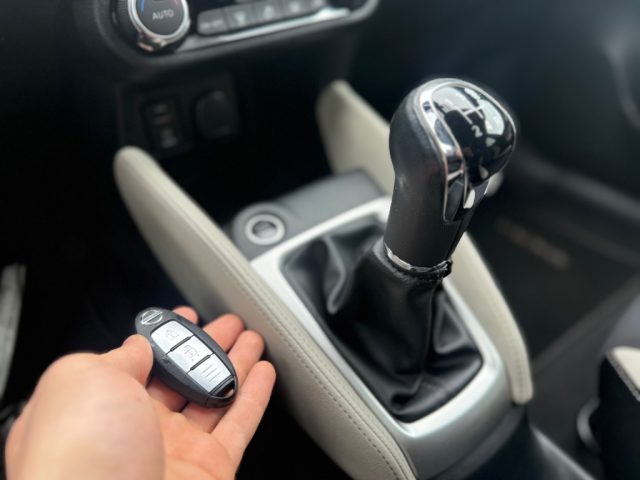 NISSAN Micra usata, con Autoradio digitale