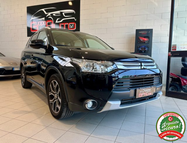 MITSUBISHI Outlander usata, con Airbag laterali