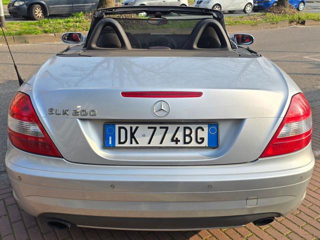 MERCEDES-BENZ SLK 200 usata, con Cerchi in lega