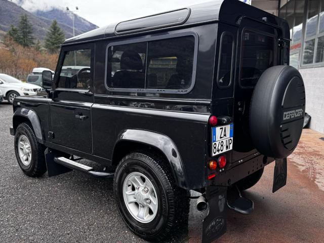 LAND ROVER Defender usata, con Autoradio