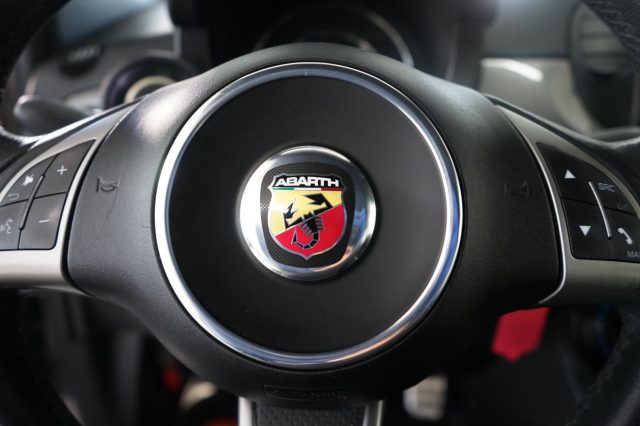 ABARTH 595 usata, con Schermo multifunzione interamente digitale