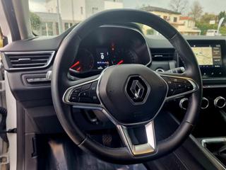 RENAULT Clio usata, con Sistema di navigazione