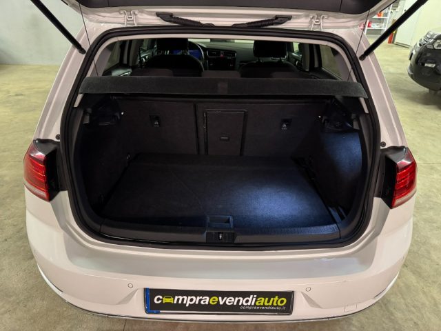 VOLKSWAGEN Golf usata, con Fendinebbia