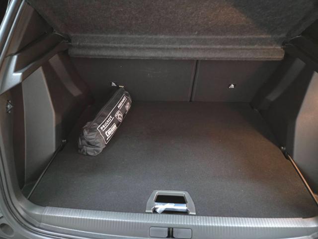 PEUGEOT 2008 usata, con Controllo automatico clima