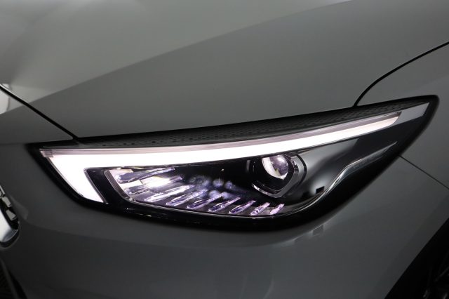 MG ZS usata 8