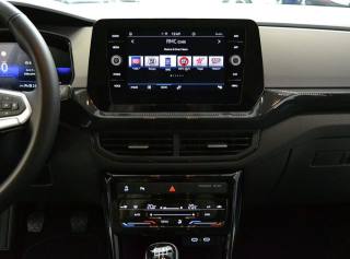 VOLKSWAGEN T-Cross usata, con Autoradio