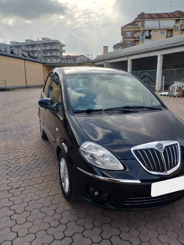 LANCIA MUSA usata, con Controllo trazione