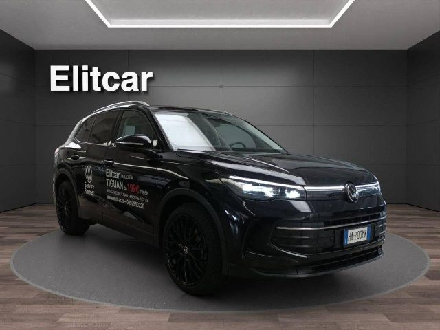 VOLKSWAGEN Tiguan usata, con Airbag laterali