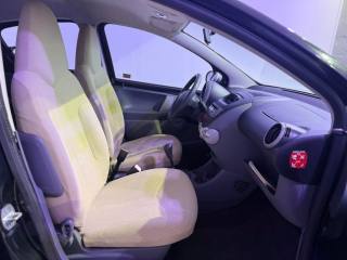 PEUGEOT 107 usata 5