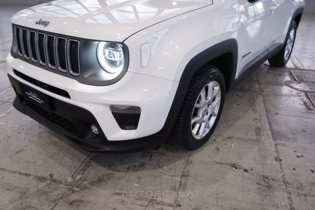 JEEP Renegade usata, con USB