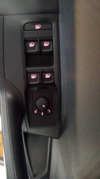 SEAT Arona usata, con Autoradio digitale