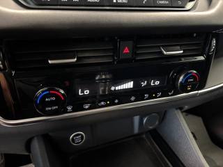 NISSAN Qashqai usata, con Controllo automatico clima