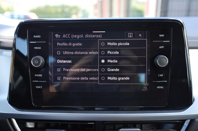 VOLKSWAGEN T-Roc usata 115