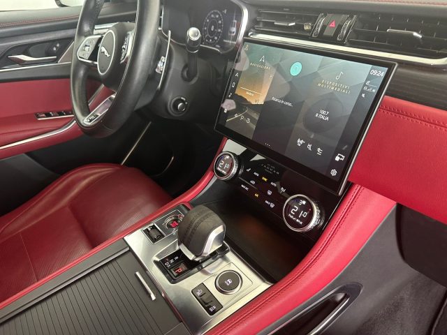 JAGUAR F-Pace usata, con Interni in pelle