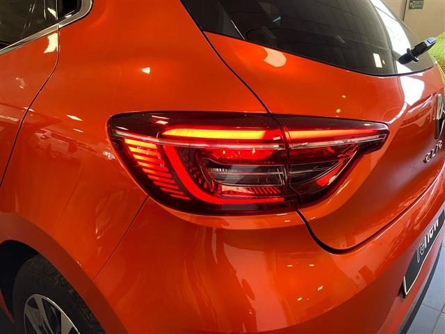 RENAULT Clio usata, con Climatizzatore