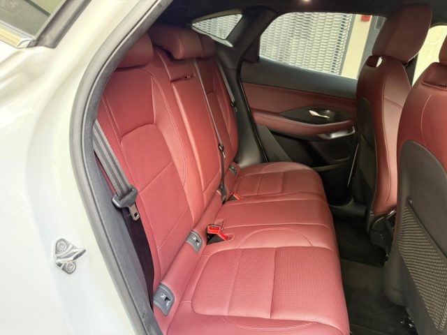 JAGUAR E-Pace usata, con Telecamera per parcheggio assistito