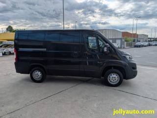 PEUGEOT Boxer usata, con Autoradio