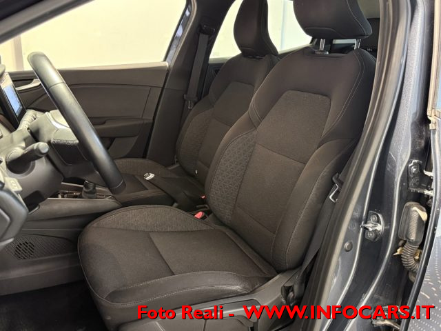 RENAULT Clio usata, con Autoradio