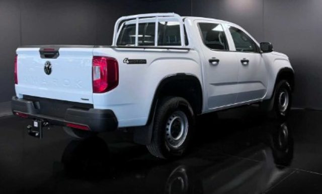VOLKSWAGEN Amarok usata, con Alzacristalli elettrici