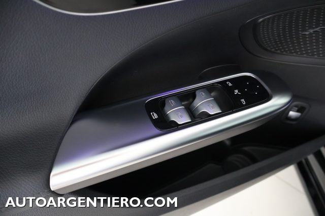 MERCEDES-BENZ C 200 usata, con Climatizzatore
