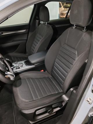 ALFA ROMEO Stelvio usata, con Chiusura centralizzata