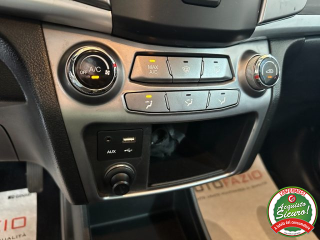 SSANGYONG Korando usata, con Lettore CD