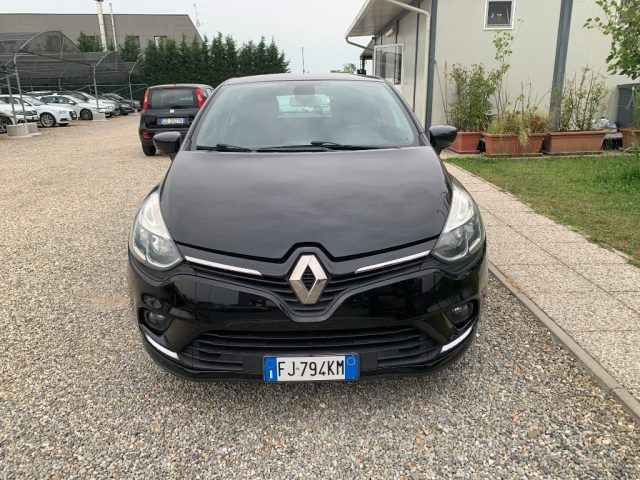 RENAULT Clio usata, con Airbag