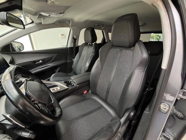 PEUGEOT 3008 usata, con USB