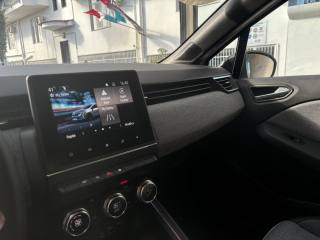 RENAULT Clio usata, con Vivavoce