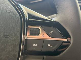 PEUGEOT 2008 usata, con Autoradio digitale