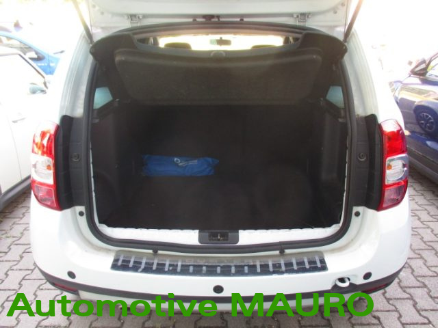 DACIA Duster usata, con Bluetooth