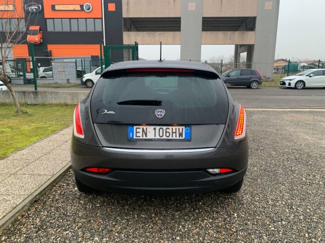 LANCIA Delta usata, con Autoradio