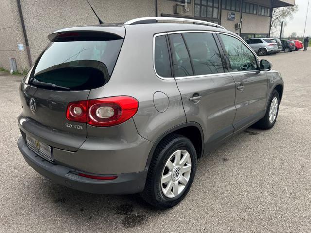 VOLKSWAGEN Tiguan usata, con Autoradio