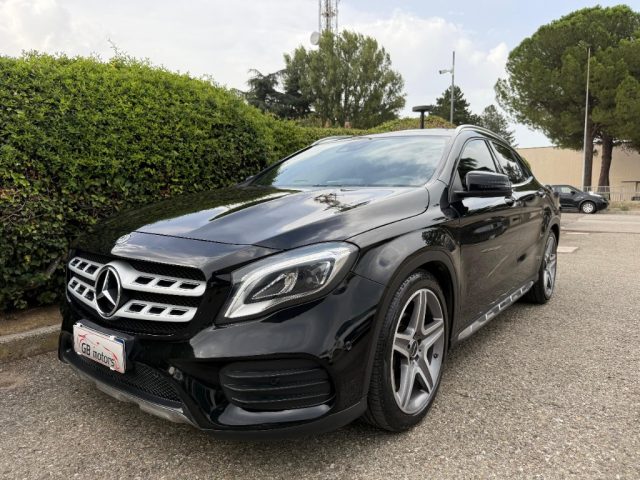 MERCEDES-BENZ GLA 200 usata, con Airbag