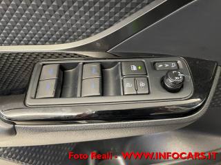 TOYOTA C-HR usata, con Autoradio digitale