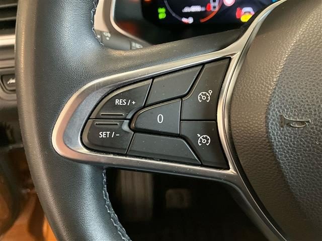 RENAULT Captur usata, con Hill holder