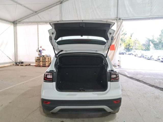 VOLKSWAGEN T-Cross usata, con Autoradio