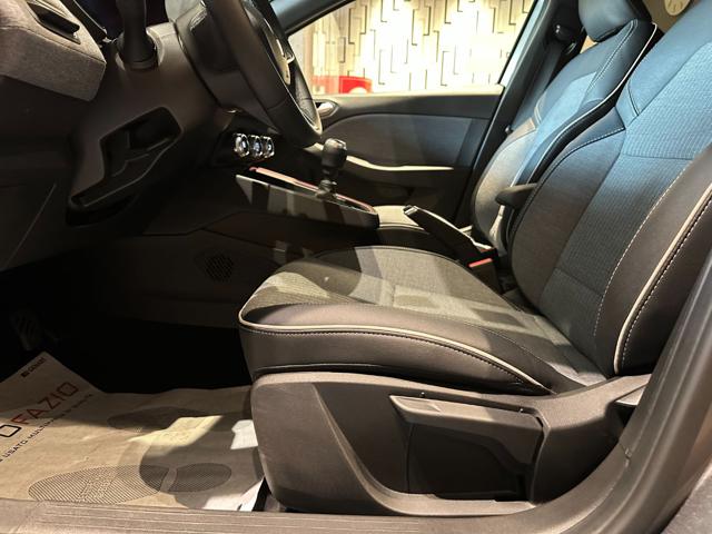 RENAULT Clio usata, con Fari LED