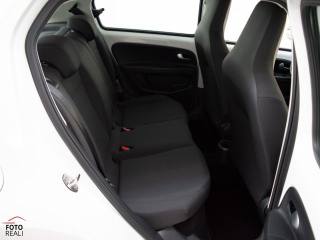 VOLKSWAGEN up! usata 29
