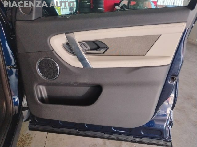 LAND ROVER Discovery Sport usata, con Regolazione elettrica sedili