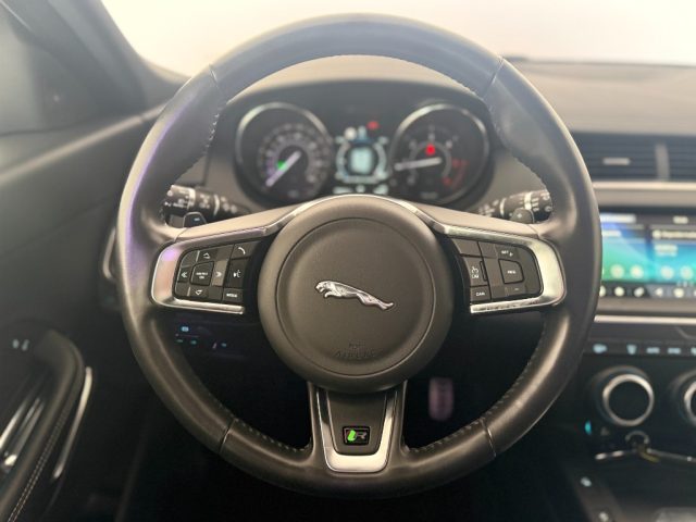 JAGUAR E-Pace usata 7