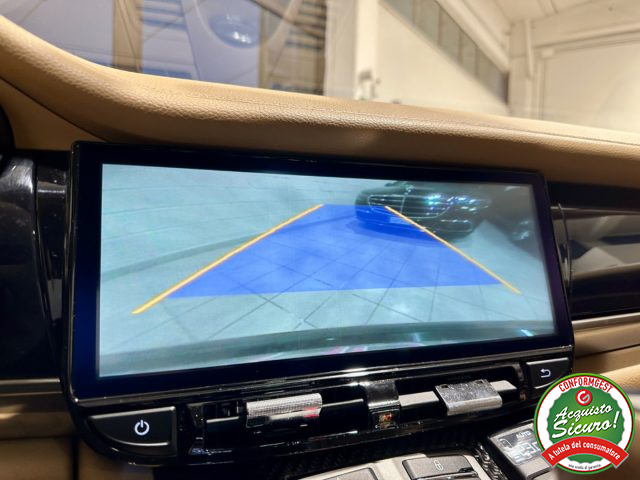 PORSCHE Panamera usata, con Park Distance Control