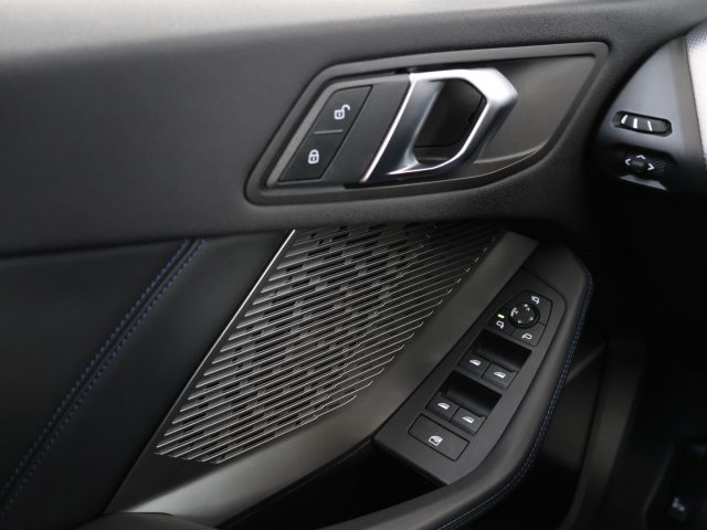 BMW 120 usata, con Fari LED