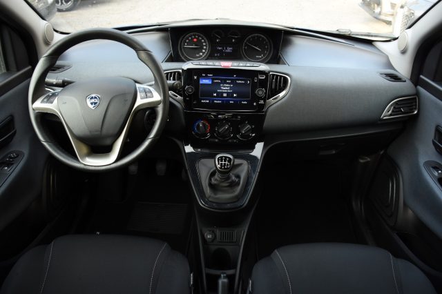 LANCIA Ypsilon usata, con Climatizzatore