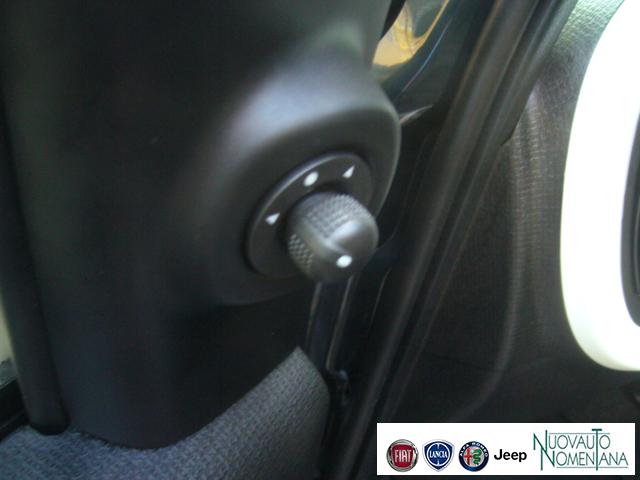 FIAT Panda Cross usata, con Autoradio digitale