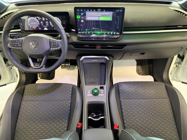 VOLKSWAGEN T-Roc usata, con Regolazione elettrica sedili