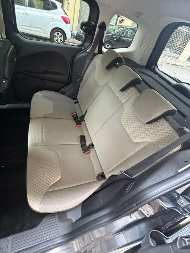 FORD Tourneo Courier usata 31